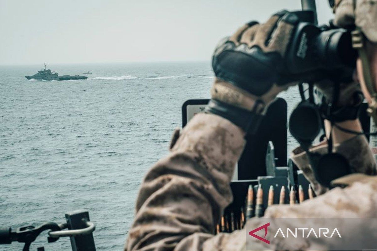 Trump negotiates with seven nations to secure Strait of Hormuz