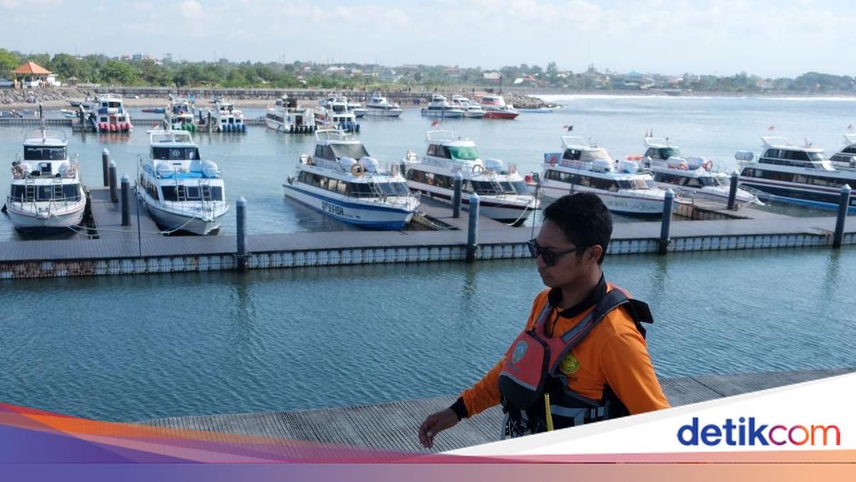 Tourist Numbers at Sanur Port Decline 23 Per Cent