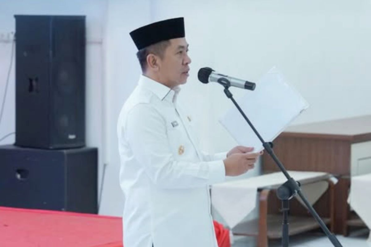 Regent of Karawang Inaugurates Elected Village Heads from Digital Village Elections