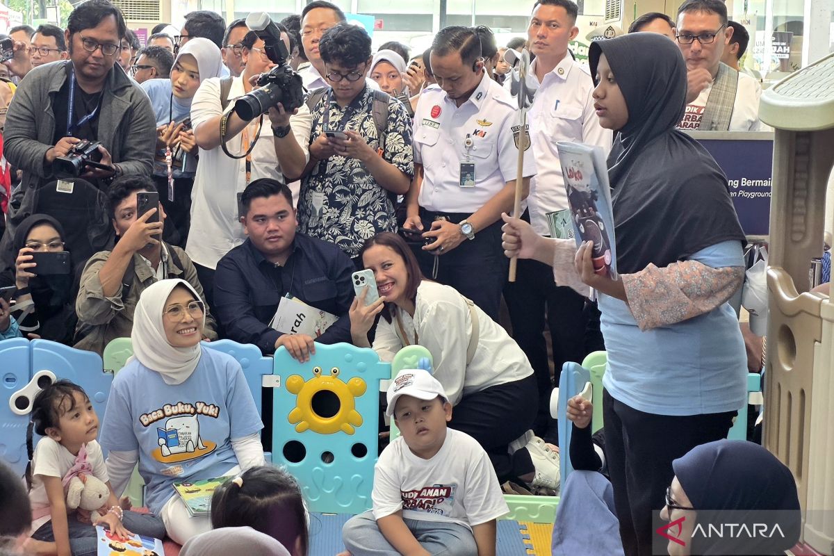 Commission X proposes expansion of free quality reading material access