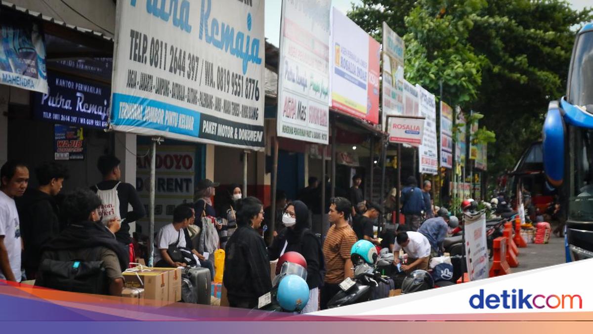 Jombor Terminal and Levia's Journey Home