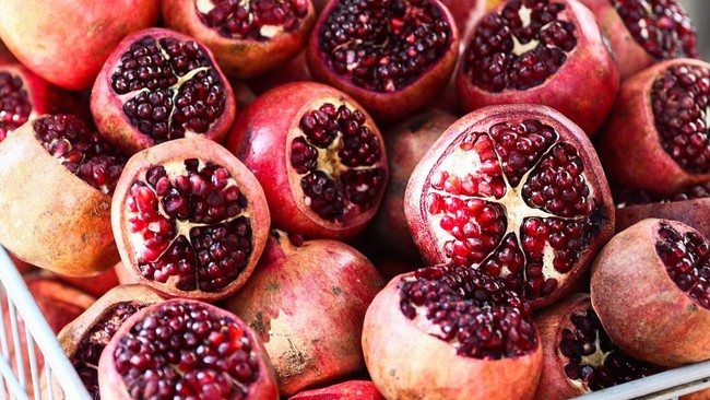 Five World's Largest Pomegranate Exporting Countries, Including Iran