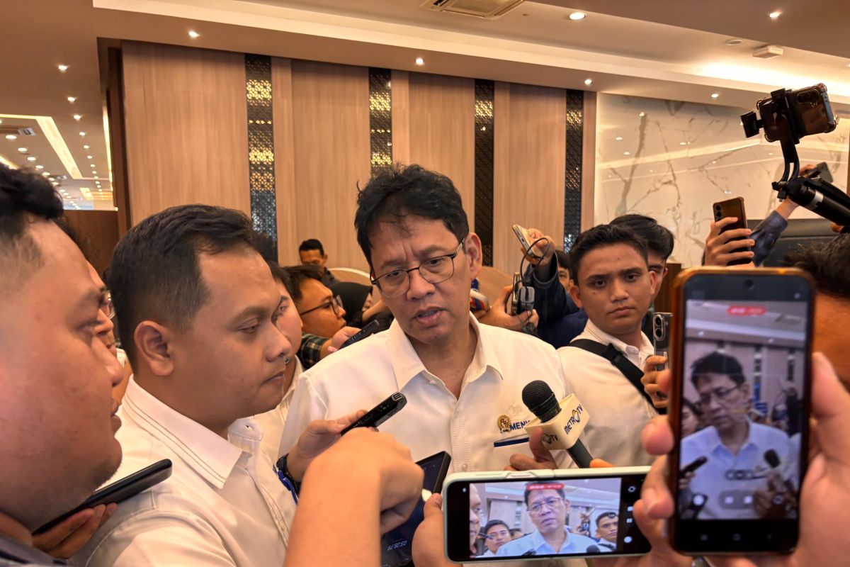 Finance Minister Assures Budget Remains Strong Enough to Absorb Global Oil Price Increases