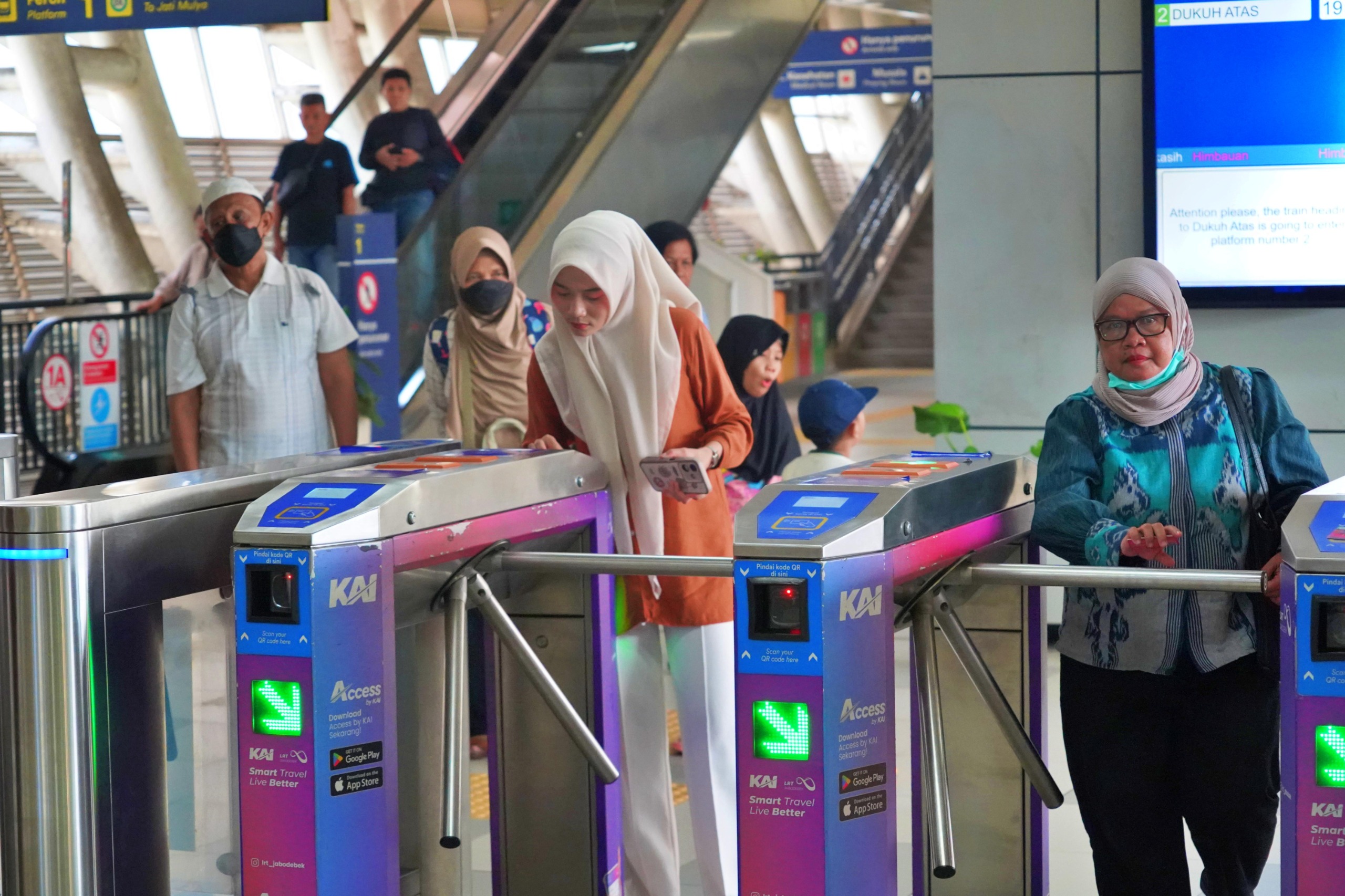 LRT Jabodebek Maximum Fare Set at Rp10,000 During Ramadan Holiday Period 18-24 March