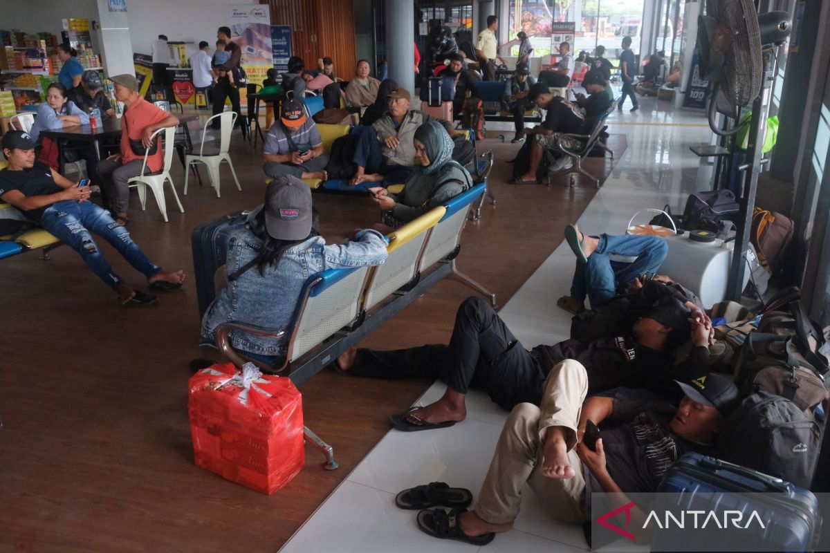 MUI urges Muslims to await Eid al-Fitr determination ruling from government council