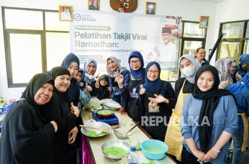 YIS Invites 50 Housewives to Participate in Viral Takjil Preparation Training