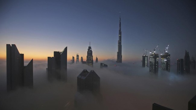 Escalating Conflict Prompts Wealthy Investors to Withdraw Funds from Dubai