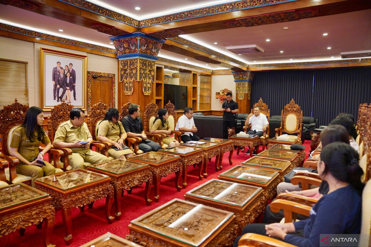 Gianyar Regent emphasises accuracy of 2025 financial reports