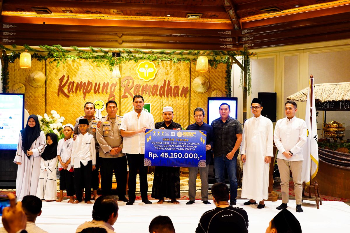 HIPMI South Jakarta Ramadan Festival Distributes Aid to 48 Orphans and 113 Low-Income Residents