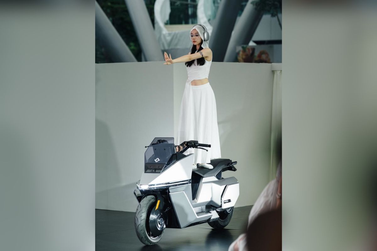 World's First Self-Balancing Electric Motorcycle, OMO X, Enters Mass Production: A New Era for Intelligent Two-Wheeled Vehicles