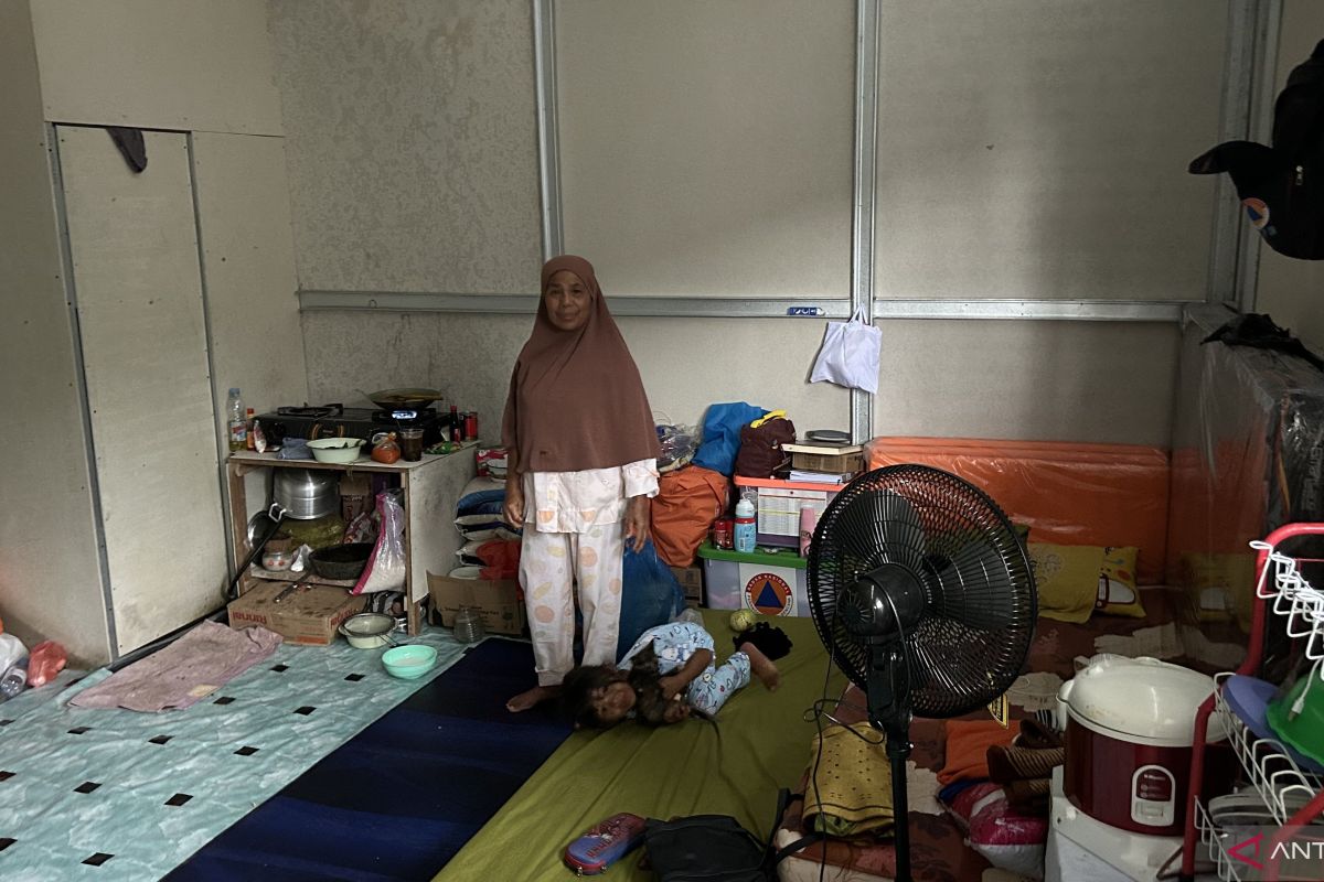 Flood Victims in Malalak, West Sumatra Begin Adapting to Three Weeks in Temporary Housing