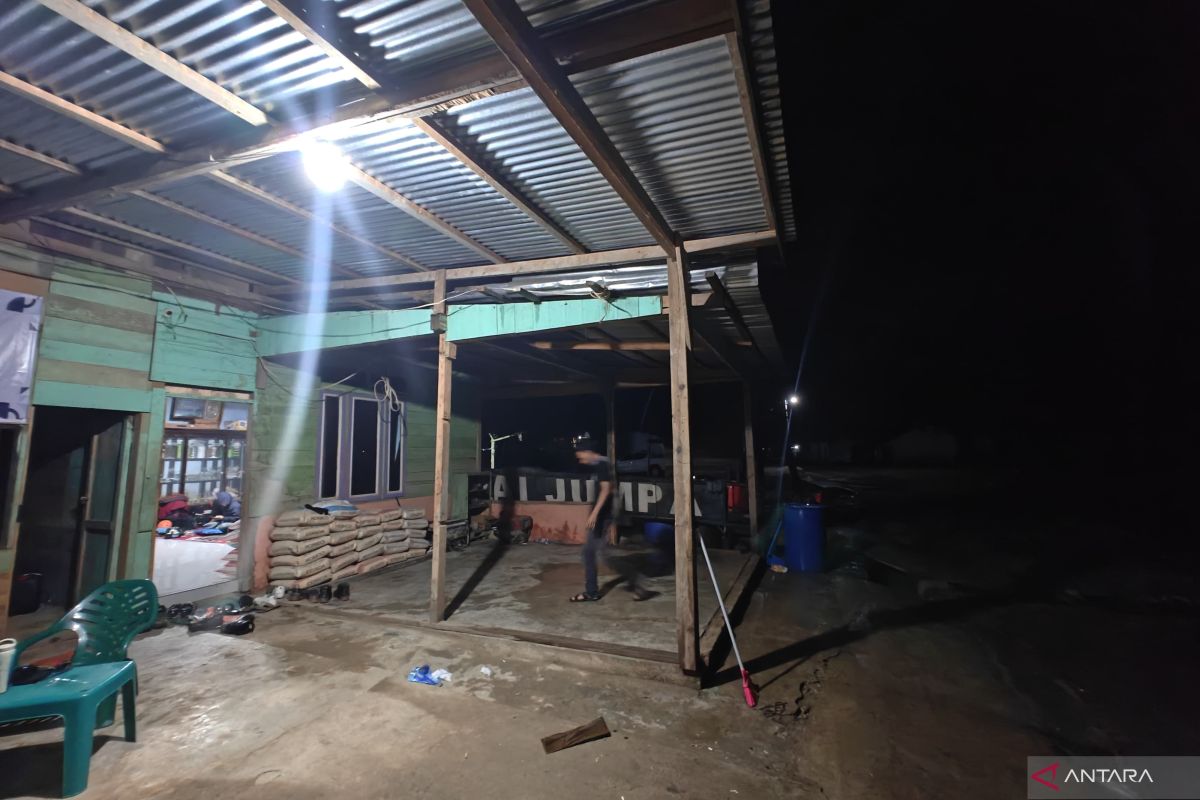 Residents of Tetinggi Village, Gayo Lues appreciate restored electricity network