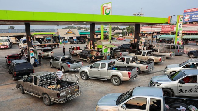 Panic Buying of Fuel in Thailand as Price Freeze Set to Expire