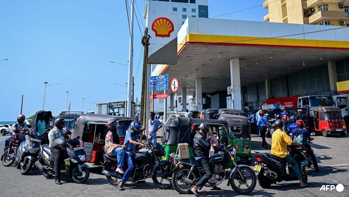 Sri Lanka announces four-day work week over fears of prolonged Middle East conflict