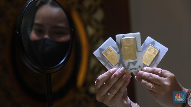 Antam Gold Prices Fall Again Today