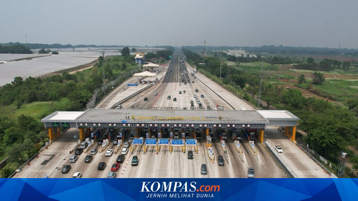 Jasamarga Transjawa Toll Records 228,000 Vehicles Heading East Through Cikampek North Gate