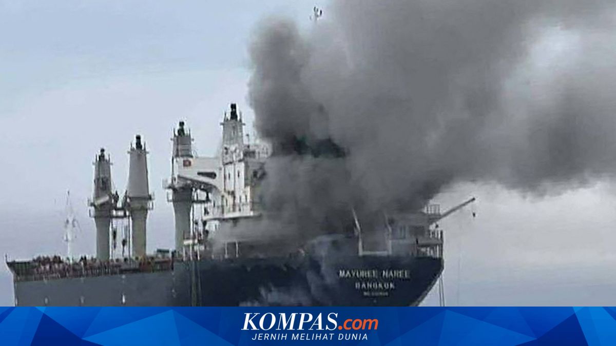 Middle Eastern Turmoil Pressures Indonesian Economy: Deficit Threatened