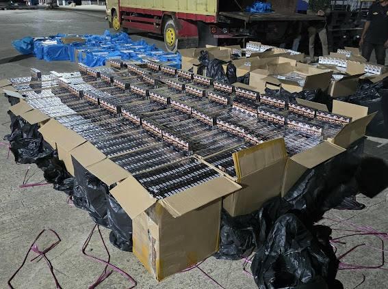 Batam Customs Foils Cigarette Smuggling: 1.12 Million Illegal Sticks Seized