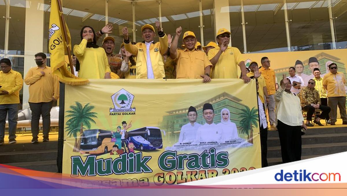Bahlil Dispatches 20 Buses for Golkar Free Mudik to Indramayu and Solo