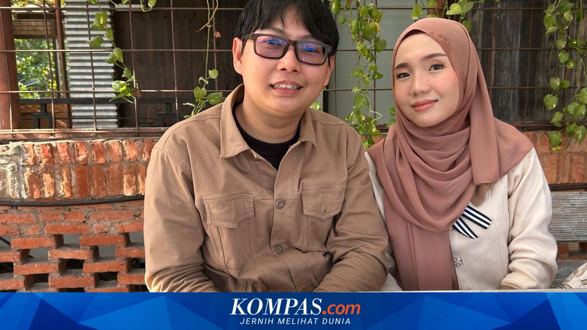 From Documentation to Profit: Parents' Stories of Managing Child Content and the Challenges