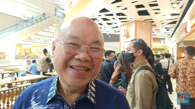 Shopping Malls Suddenly Quiet Ahead of Eid Al-Fitr, Business Leaders Explain