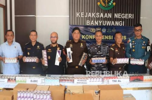 Authorities Dismantle Distribution of 6.5 Million Illegal Cigarettes in Banyuwangi