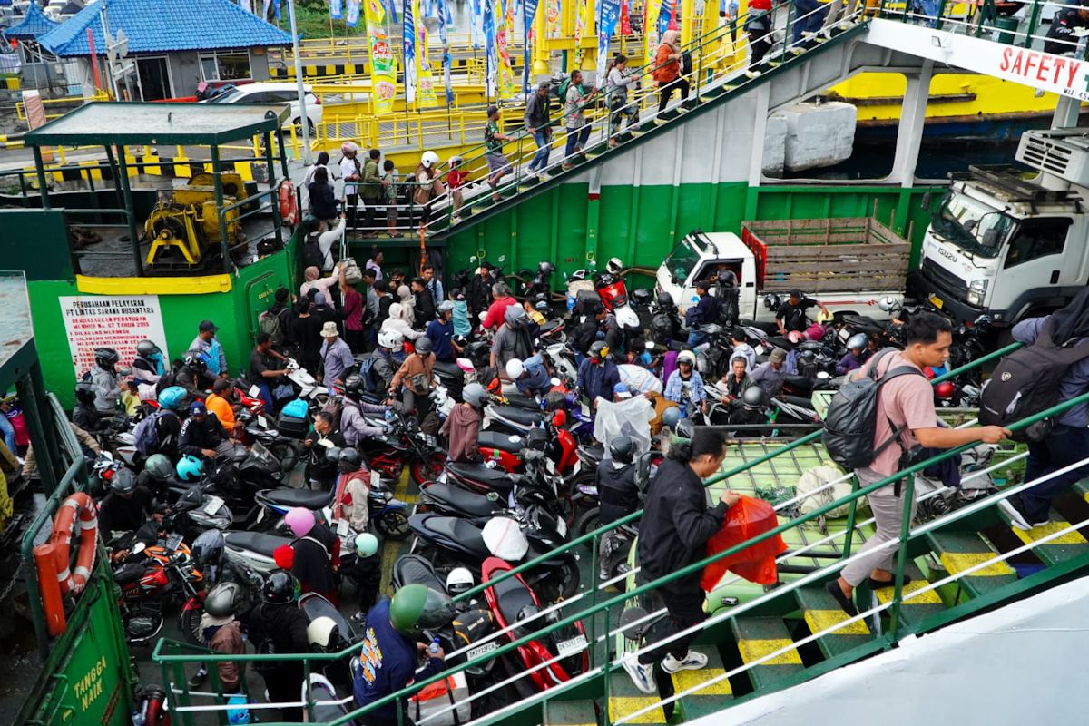 ASDP maximises services to ease heavy congestion at Gilimanuk Port