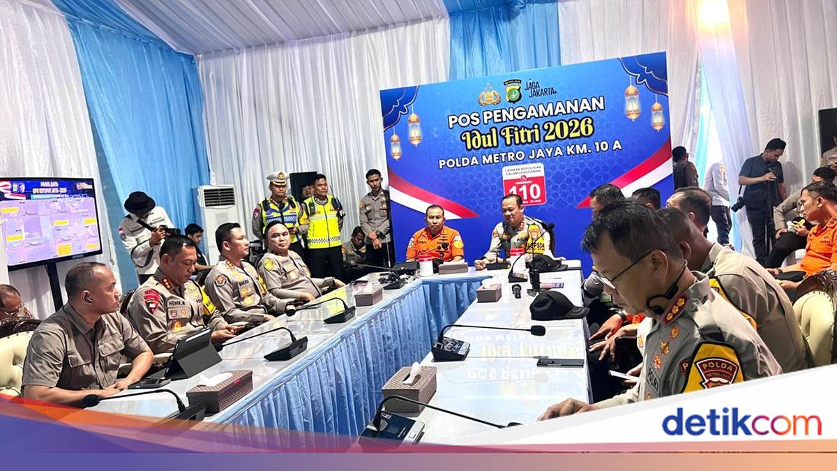 Metro Police Chief Inspects Cikunir Security Post to Ensure Safe and Smooth Mudik Travel