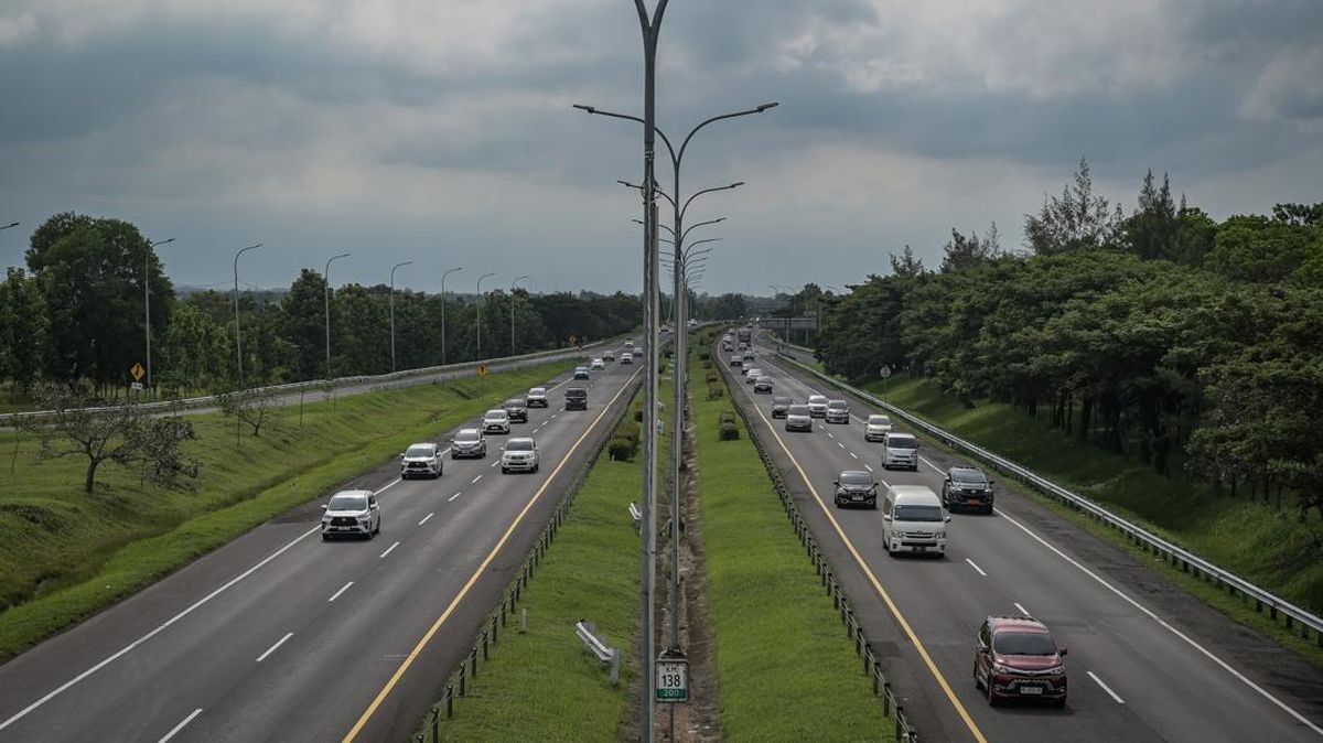 One-Way Traffic System Implemented on Cipali Toll Road from 3:00 PM
