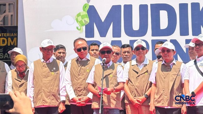 Bahlil Cites Positive Developments from Middle East as Strait of Hormuz Opens and Closes