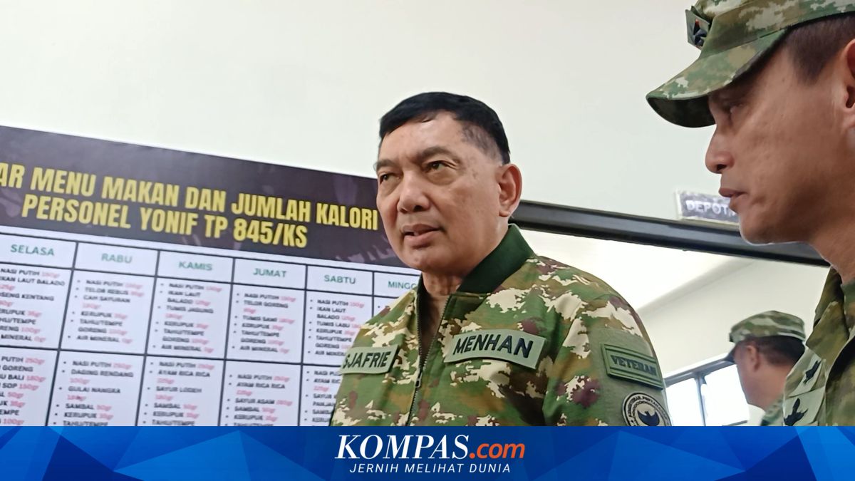 Defence Minister Inspects Kitchen Facilities at Belitung Timur Battalion, Warns Against Middlemen Purchases