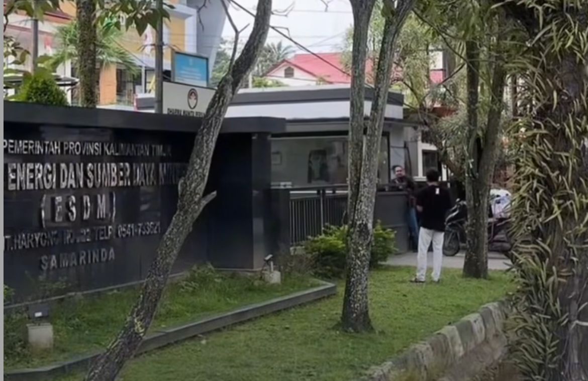 East Kalimantan High Prosecutor's Office Raids Energy and Mineral Resources Office Over Mining Corruption Allegations