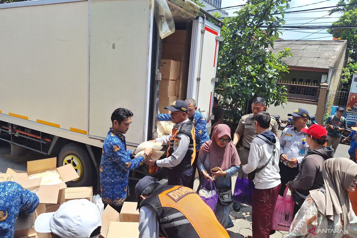 Ahead of Eid, South Jakarta Administration and KADIN DKI Launch Cheap Staple Food Programme