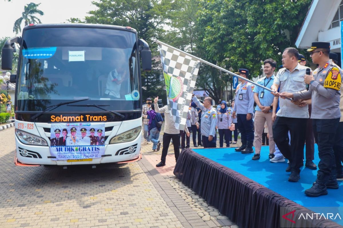 Karawang Regency administers 23 buses in free mudik programme