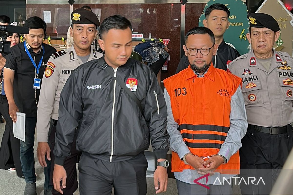 KPK Detains Gus Alex for Initial 20-Day Period Until 5 April 2026