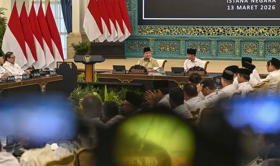 Assessing the Effectiveness of Salary Cut Proposals for President and Vice President as Cost-Saving Measures