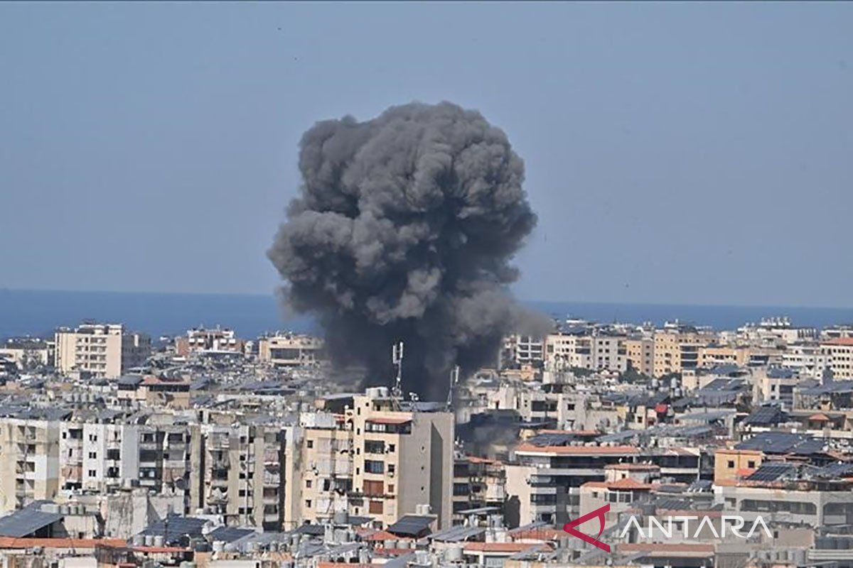 Western Leaders Urge Israel and Lebanon to De-escalate Conflict