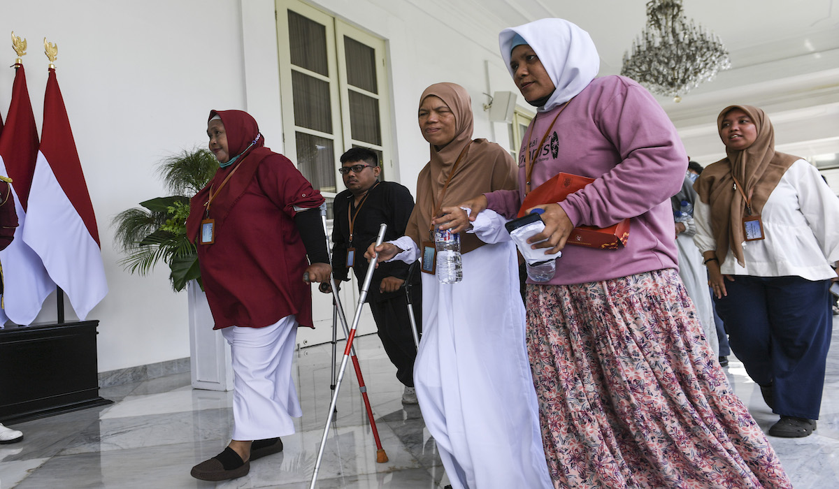 Prabowo Bans Lavish Open House During Eid 2026