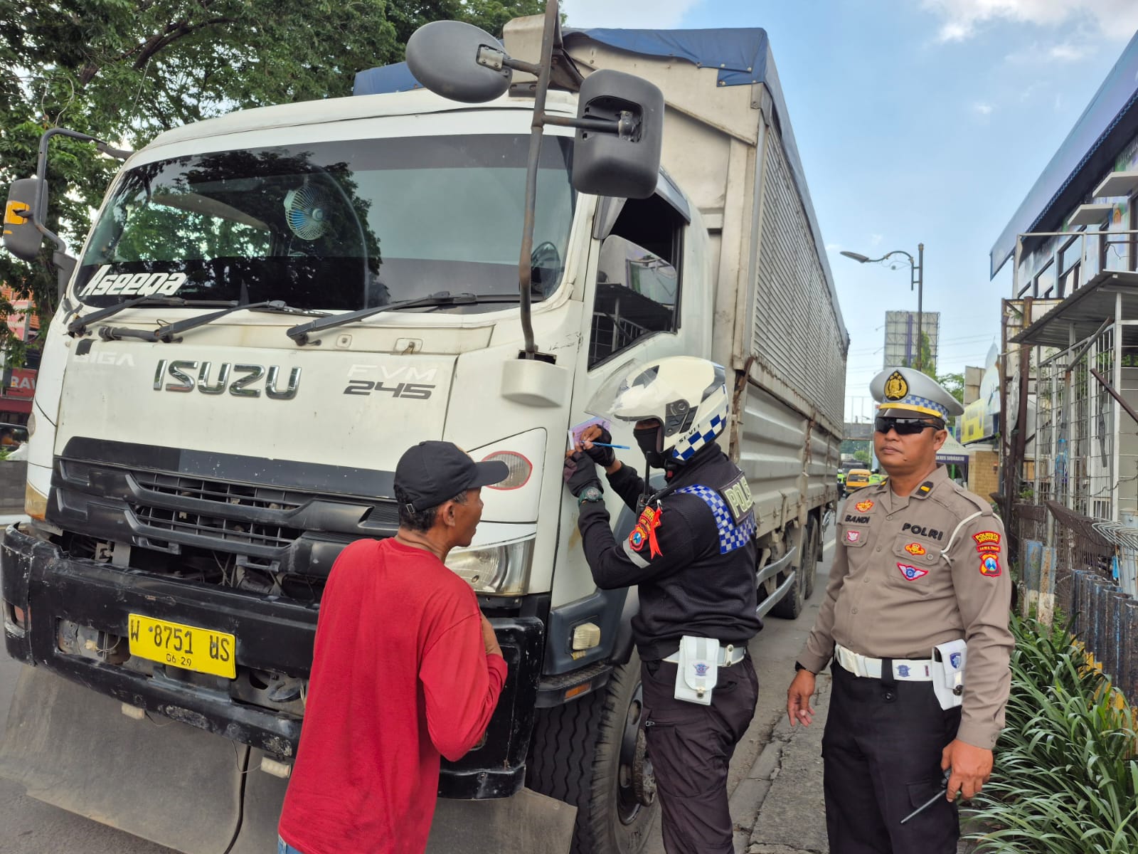 Sidoarjo Police Begin Enforcement Against Vehicles Violating Ramadan Holiday Travel Restrictions 2026