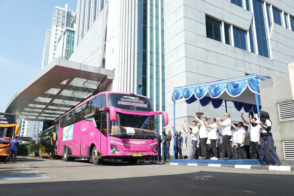 WIKA Holds Joint Mudik Programme and Ramadan Bazaar