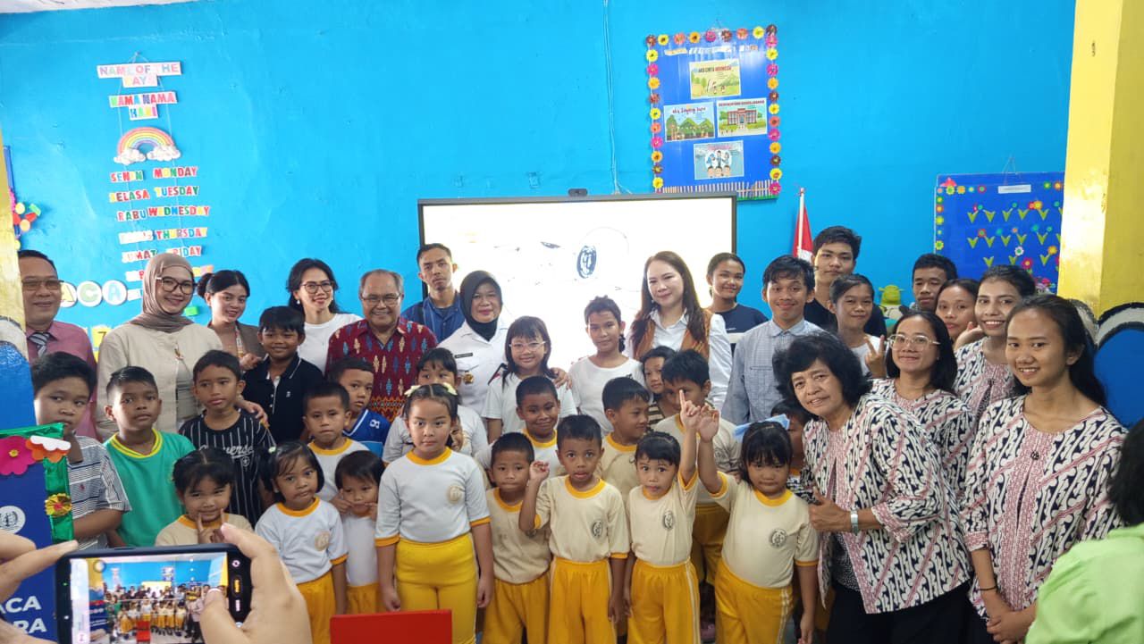 Strengthening Literacy and National Character at Tanjung Priok Through Reading Corners for State Defence