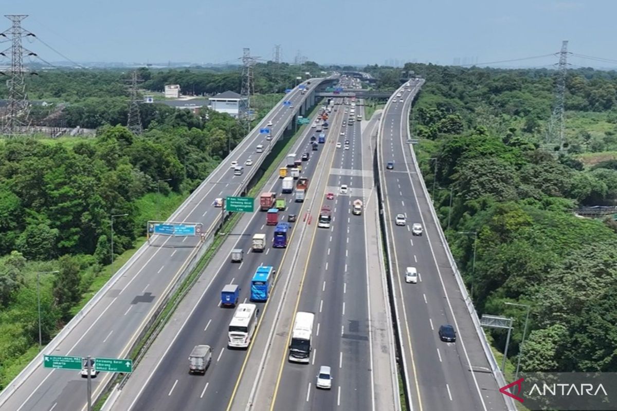 Vehicles leaving Jakarta via MBZ surge 101 per cent five days before Eid