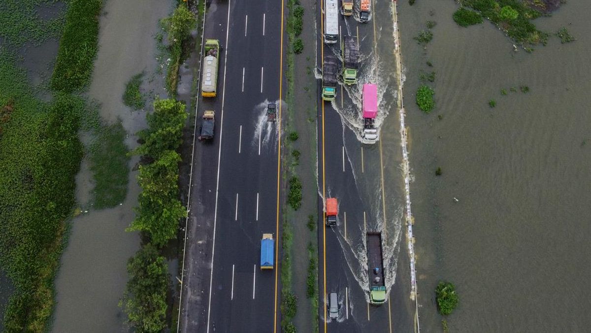 Jakarta-Merak Toll Road Repairs Accelerated, Traffic Disrupted