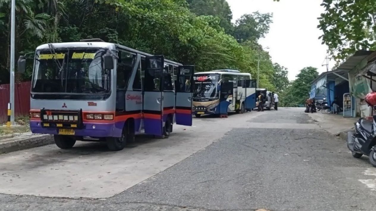 Five AKAP Bus Companies Cease Operations Before Mudik Season, What's the Reason?