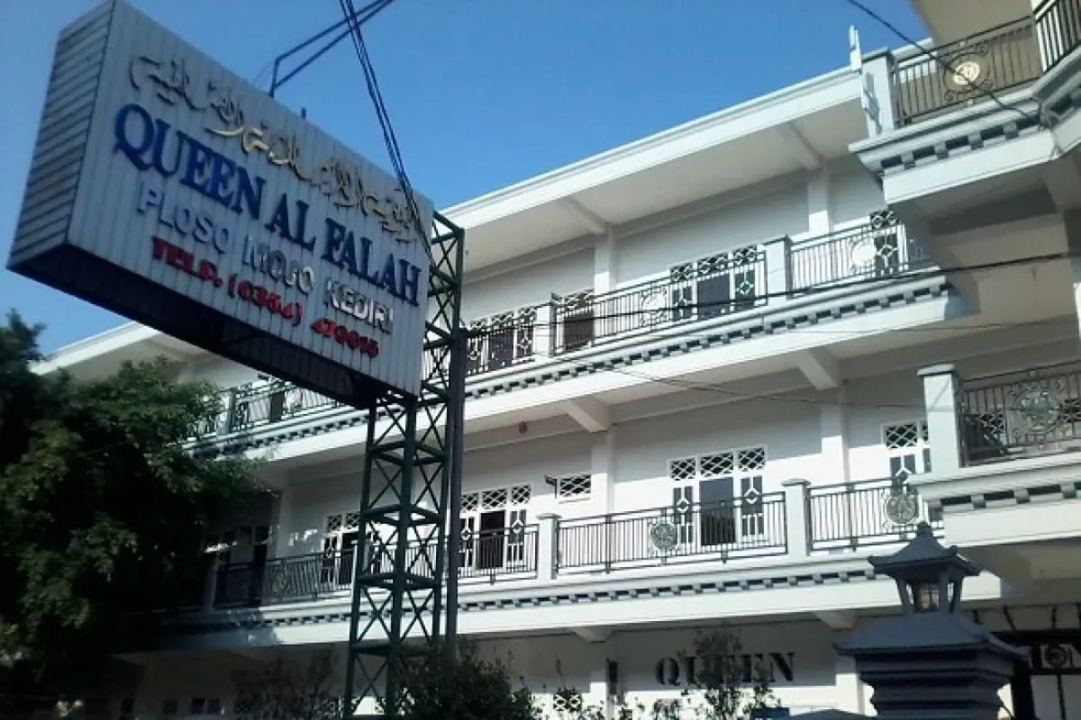 Pesantren Al Falah Ploso Announces Eid al-Fitr Will Fall on Friday