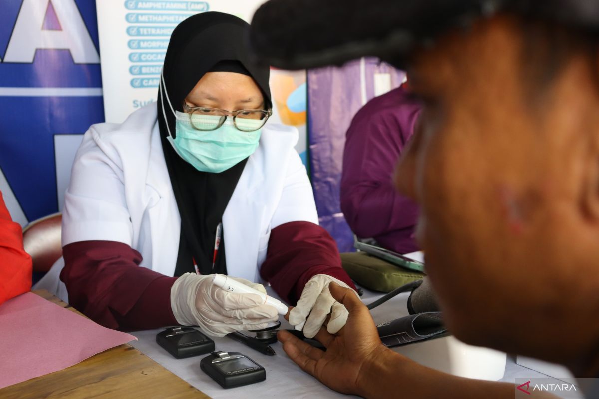 Lebaran Alert: South Jakarta Red Crescent Opens Drug Testing Service for Bus Drivers