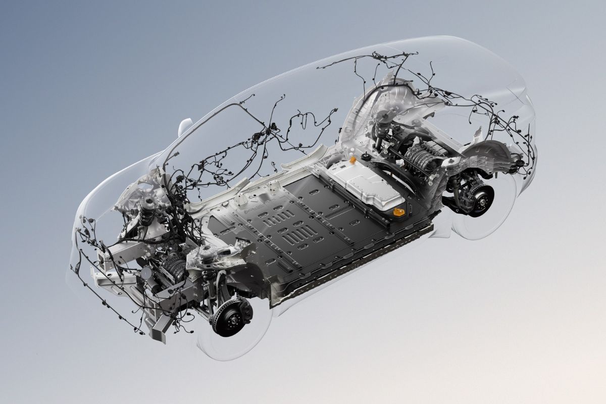 Lucid Reveals Midsize Vehicle Details and Announces New Revenue Streams