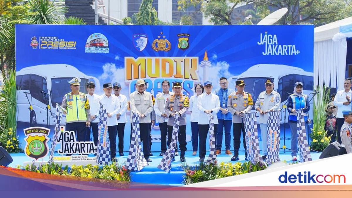 National Police Chief Sends Off Thousands in Free 2026 Homecoming Programme at Metro Jaya Police Headquarters