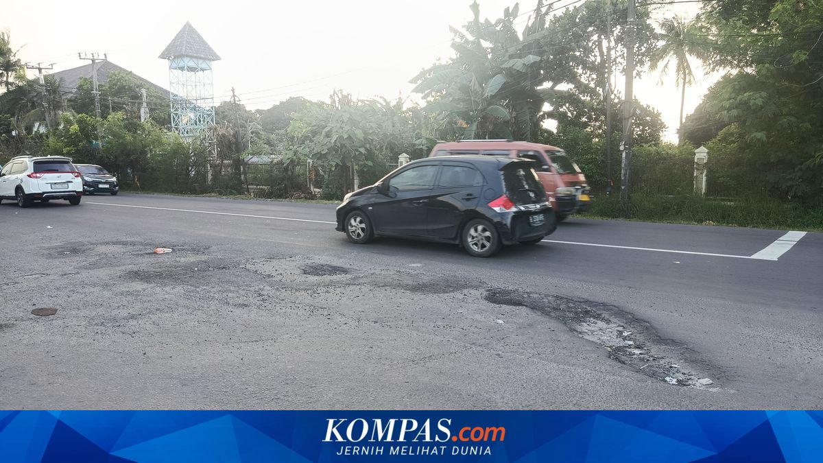 Observers: Road Operators Could Face Criminal Penalties for Negligence in Repairing Damaged Roads