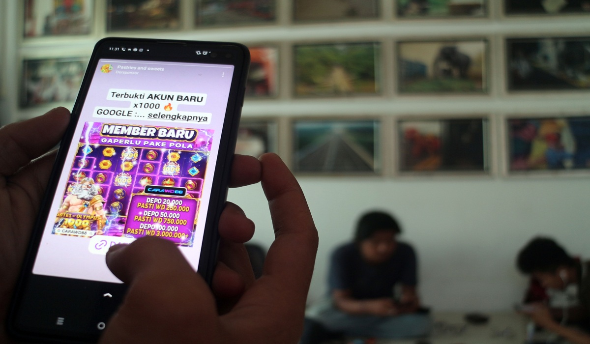 Online Gambling Addiction Damages the Brain, Requires Medical Therapy Like Drug Addiction